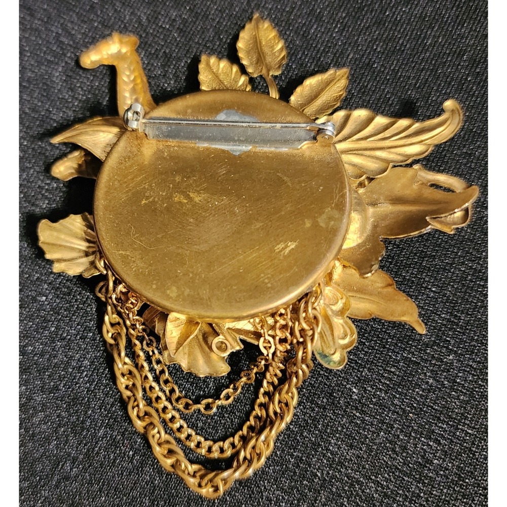 VTG Animal Brooch Gold Tone Elephant Giraffe Zebra Chain Pin - Picture 2 of 4